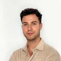 ダン・クロイター